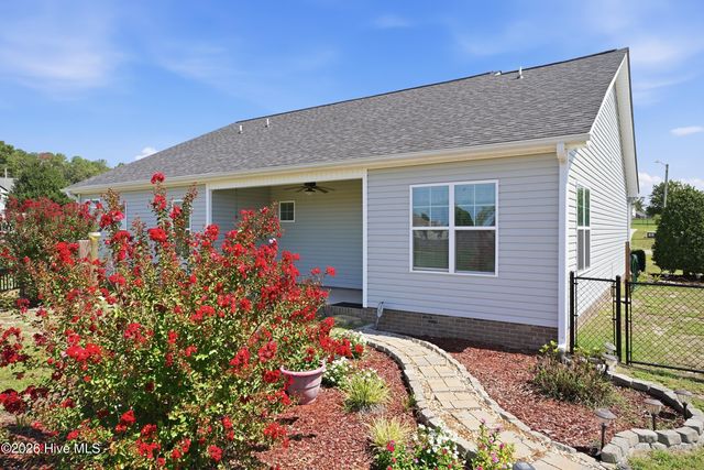 328 Stillwater Creek Drive, Goldsboro, NC 27534