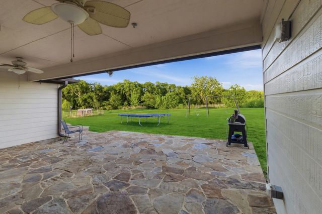 1030 Lester Burt Road, Farmersville, TX 75442