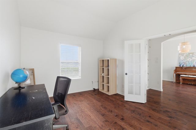 1030 Lester Burt Road, Farmersville, TX 75442
