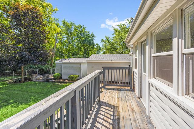 6314 Hillcrest Road, Cary, IL 60013