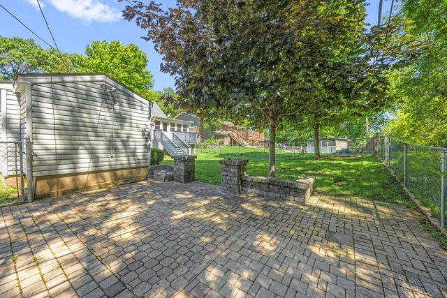 6314 Hillcrest Road, Cary, IL 60013