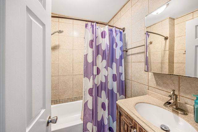 6314 Hillcrest Road, Cary, IL 60013