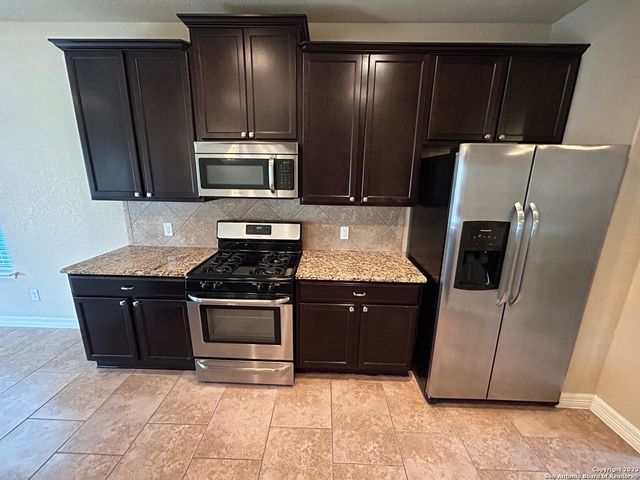 12314 FORT CHADBORNE, San Antonio, TX 78245