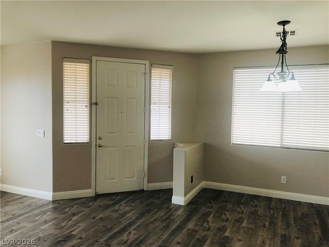 7606 Brambleberry Court, Las Vegas, NV 89113