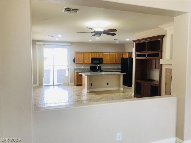 7606 Brambleberry Court, Las Vegas, NV 89113