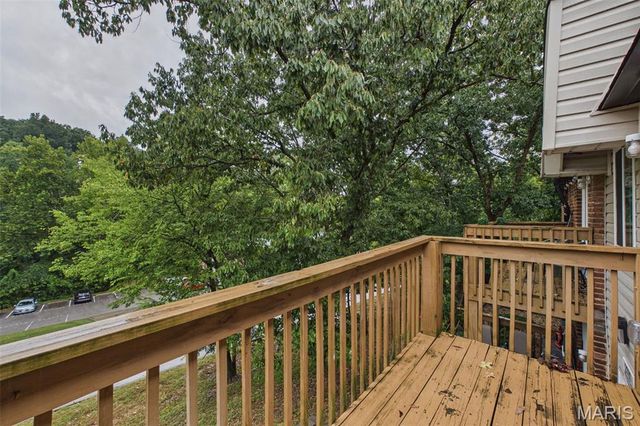 2797 Blackforest Drive D, Oakville, MO 63129