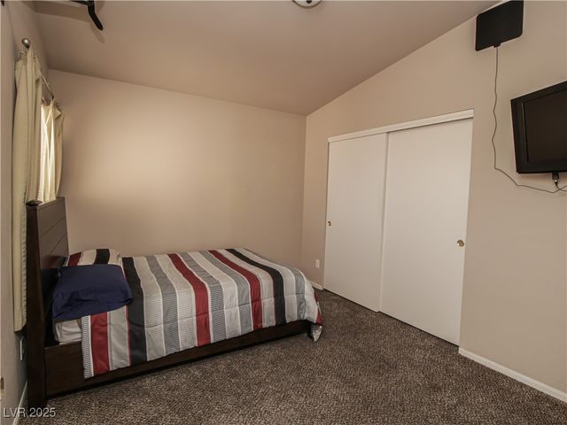 1636 Royal Palm Drive, Las Vegas, NV 89128