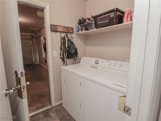 1636 Royal Palm Drive, Las Vegas, NV 89128