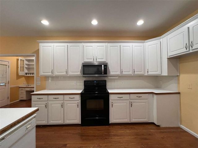 3707 Coldwater Lane, Snellville, GA 30039
