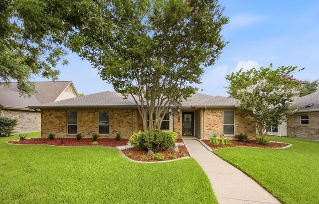 219 Hemlock Drive, Richardson, TX 75081