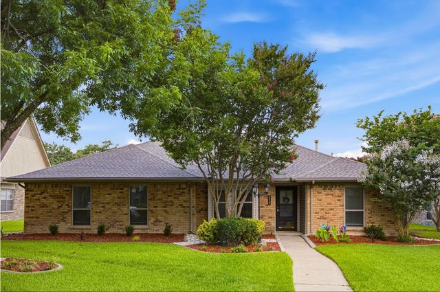 219 Hemlock Drive, Richardson, TX 75081