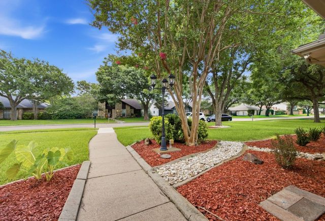 219 Hemlock Drive, Richardson, TX 75081