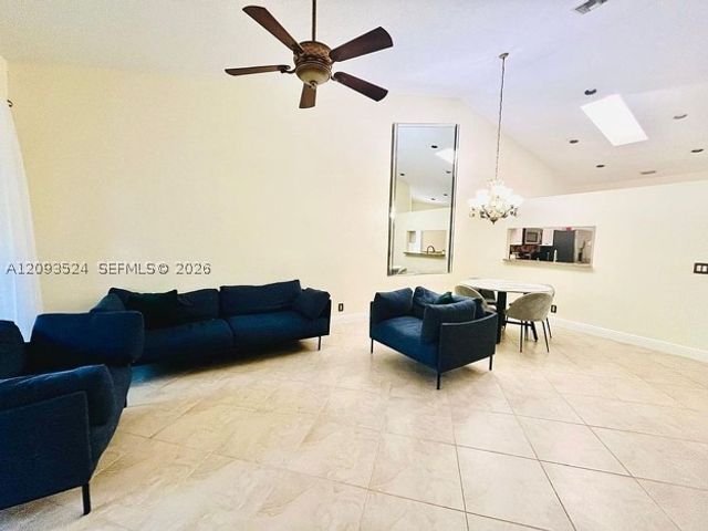 8195 Via Bella, Boca Raton, FL 33496