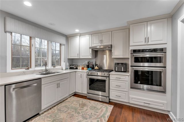 70 Wynngate Lane, Amherst, NY 14221