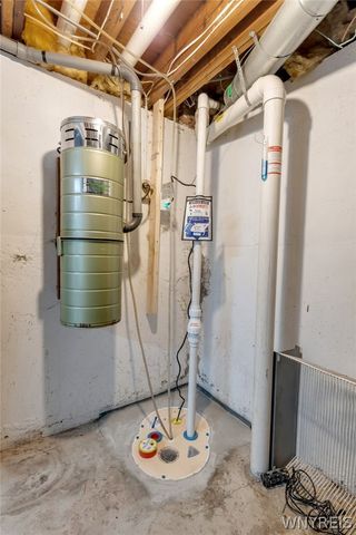 70 Wynngate Lane, Amherst, NY 14221