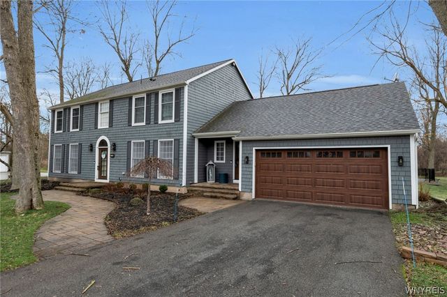 70 Wynngate Lane, Amherst, NY 14221