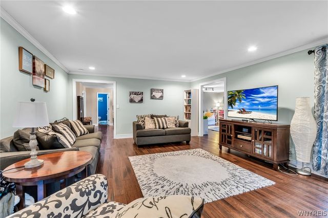 70 Wynngate Lane, Amherst, NY 14221