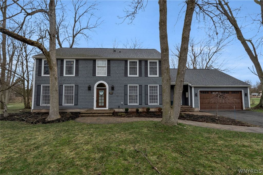 70 Wynngate Lane, Amherst, NY 14221