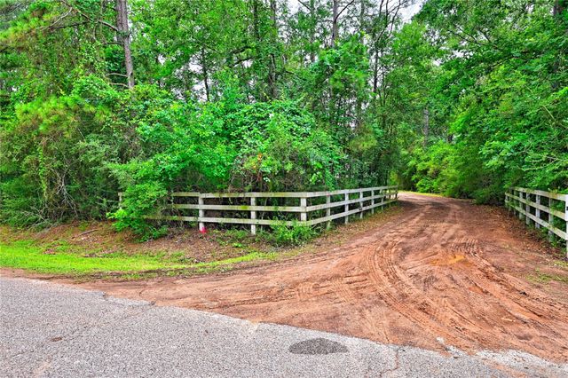 6410 Ranch Park Drive, Magnolia, TX 77354