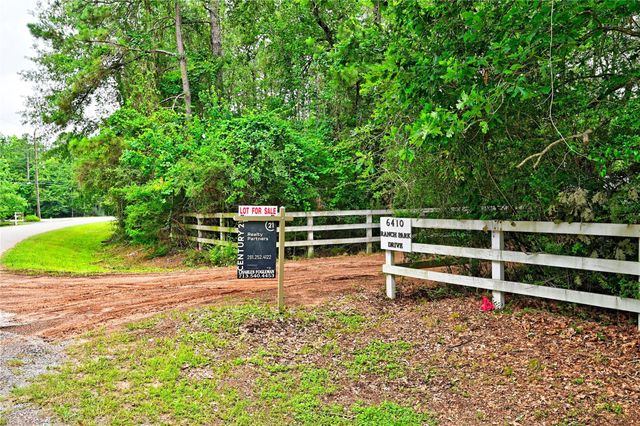 6410 Ranch Park Drive, Magnolia, TX 77354