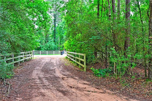 6410 Ranch Park Drive, Magnolia, TX 77354