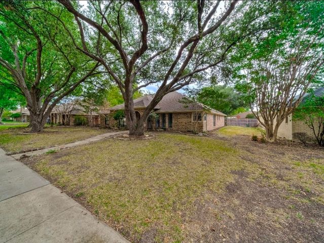 3924 Mesa Drive, Plano, TX 75074