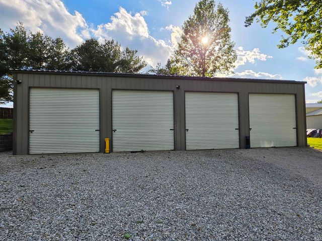 6673 N Greene County Line Road, Solsberry, IN 47459