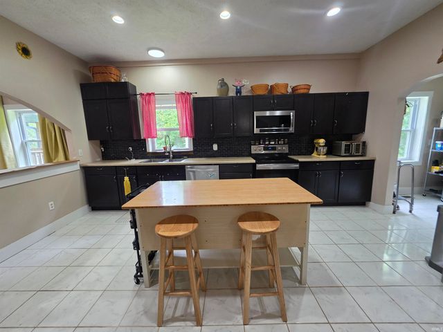6673 N Greene County Line Road, Solsberry, IN 47459