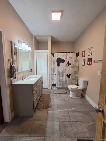 6673 N Greene County Line Road, Solsberry, IN 47459