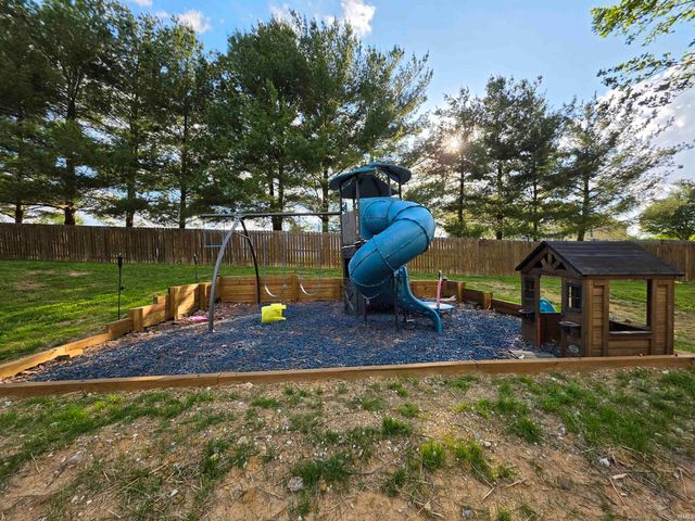 6673 N Greene County Line Road, Solsberry, IN 47459