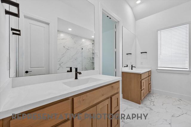 948 Schuberts Road, Fort Worth, TX 76247