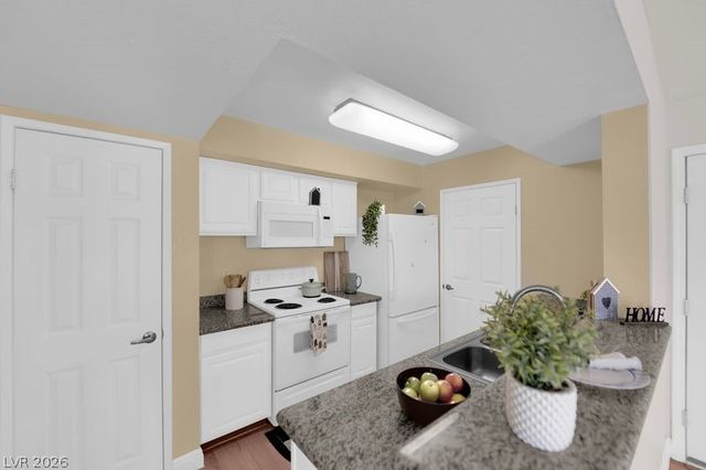 6800 East Lake Mead Boulevard 1055, Las Vegas, NV 89156