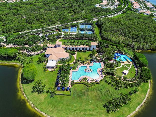 9133 Delemar Court, Wellington, FL 33414