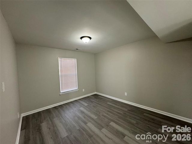 1425 Sugar Hollow Drive, Charlotte, NC 28214