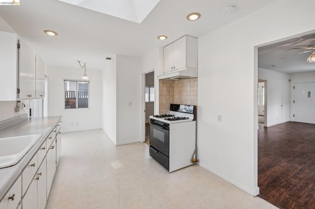 1147 Huff AVE, San Leandro, CA 94577
