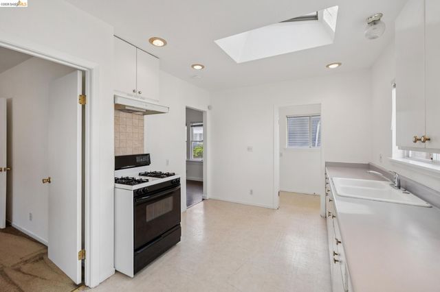1147 Huff AVE, San Leandro, CA 94577