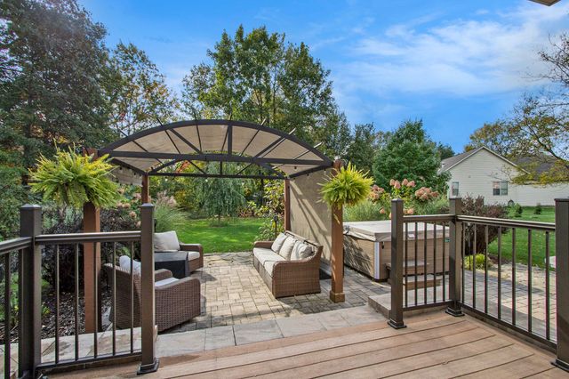 4131 Abercrombie Drive, Chesterton, IN 46304