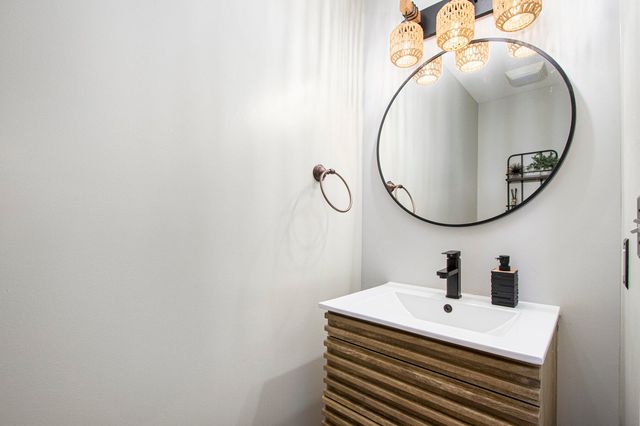 4131 Abercrombie Drive, Chesterton, IN 46304