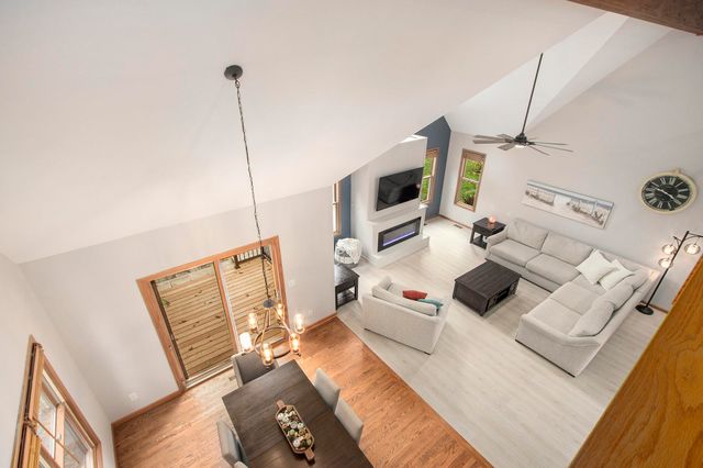 4131 Abercrombie Drive, Chesterton, IN 46304