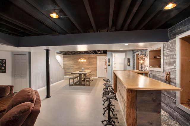 4131 Abercrombie Drive, Chesterton, IN 46304