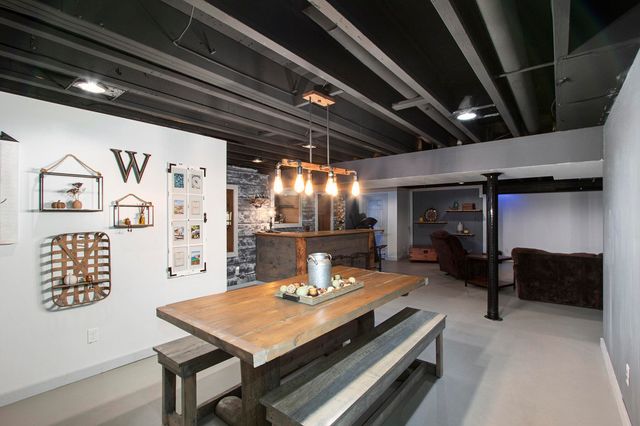 4131 Abercrombie Drive, Chesterton, IN 46304