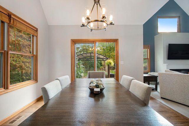 4131 Abercrombie Drive, Chesterton, IN 46304