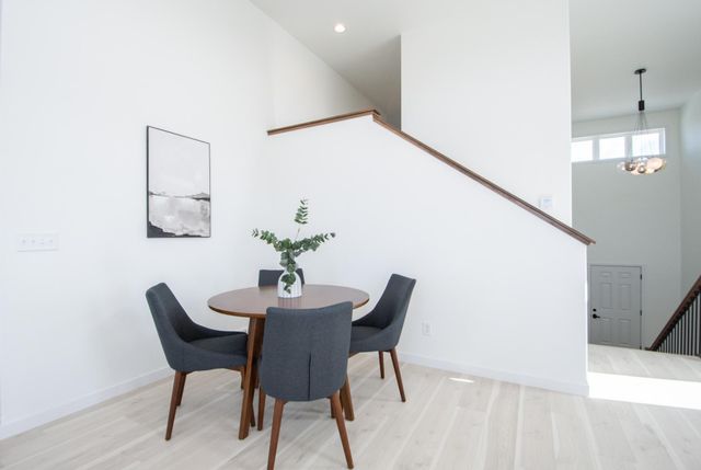 6810 32 Street S, Fargo, ND 58104