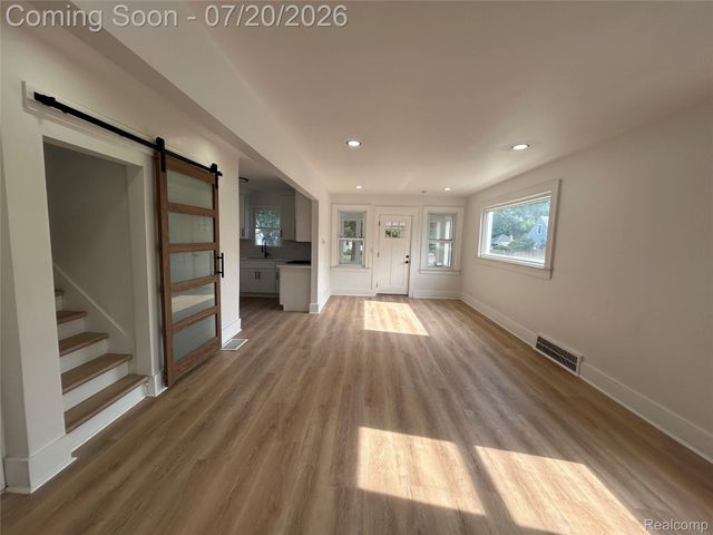 1003 Emwill Street, Ferndale, MI 48220