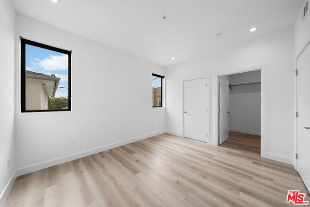 5612 Lexington Avenue 204, Los Angeles, CA 90038