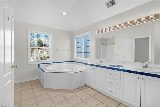 2540 Windy Pines BND, Virginia Beach, VA 23456