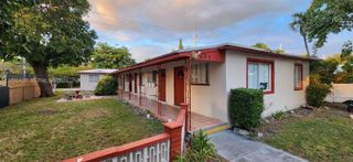 907 NE 7th St 1, Hallandale Beach, FL 33009