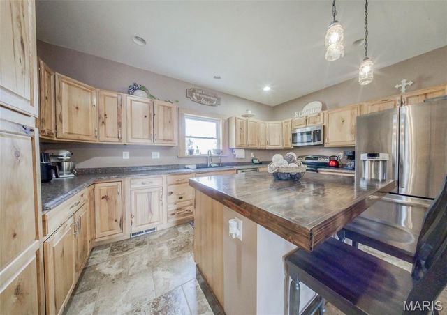 14750 Private Drive 6021, Edgar Springs, MO 65462