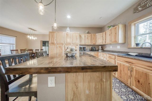 14750 Private Drive 6021, Edgar Springs, MO 65462