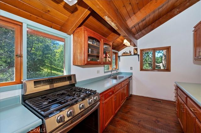 23228 Brookside, Crestline, CA 92325